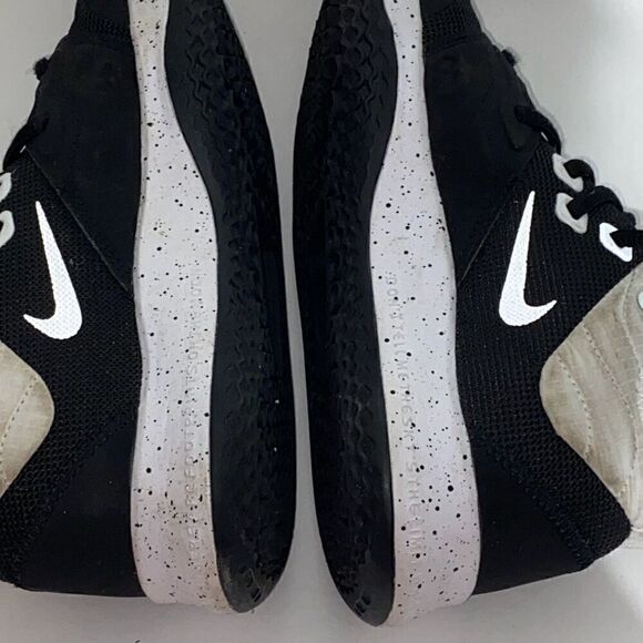 Nike Men\'s Black White Oreo PG 3 Paul George Mid Top Lace Up Sneaker Size 5 main image 8